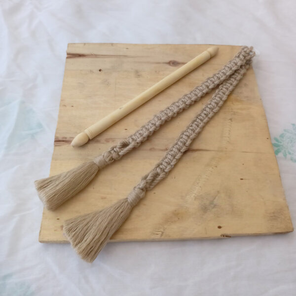 Tissue pepper holder with 9" wooden rod - BROWN | Hand-Crafted| macramé | Knotted | Beaded |Artistic
