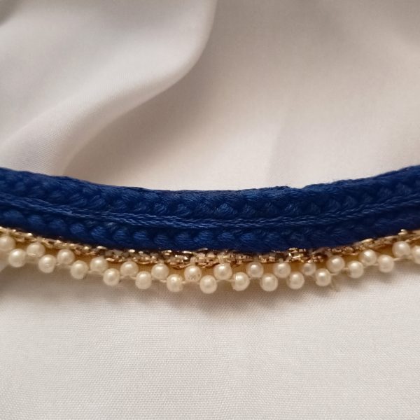 medani blue choker with peals