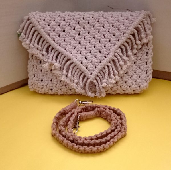 macrame front image (3) camel brown macramé strap