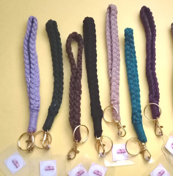 mobile holder front (1) Mobile holder mini macramé - combo