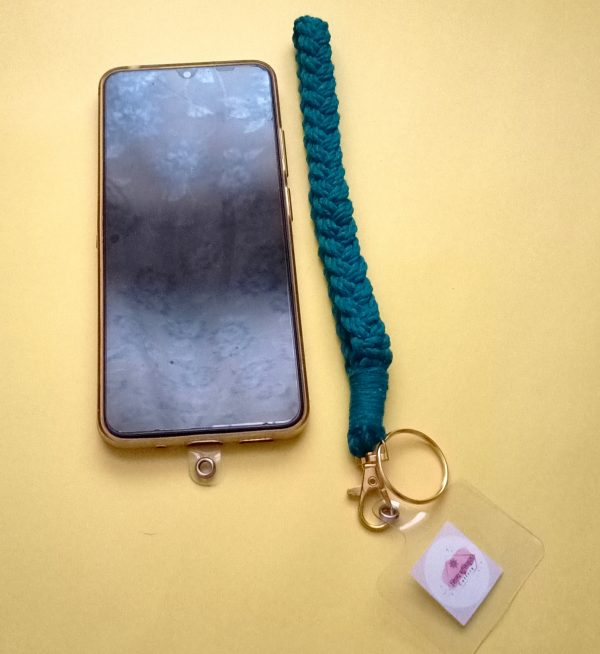 Mobile holder mini macramé- light green