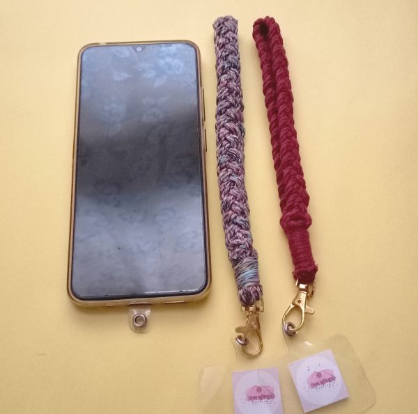 key chain mini macramé - combo mehroon & mutli color