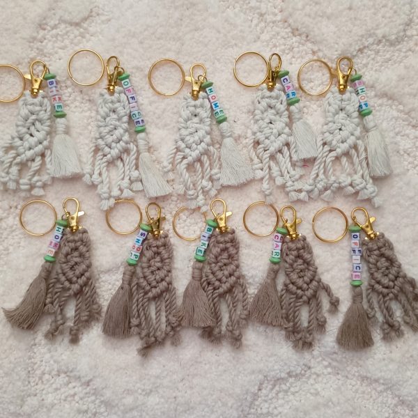 top view key chain key chain mini macramé alphabets - white