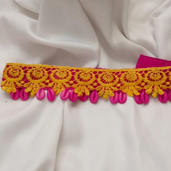 yellow embrodary lace choker (1) Yellow embroidery lace choker - pink cowries