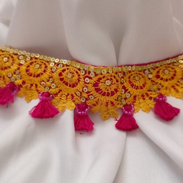Yellow Sitra embroidery lace choker