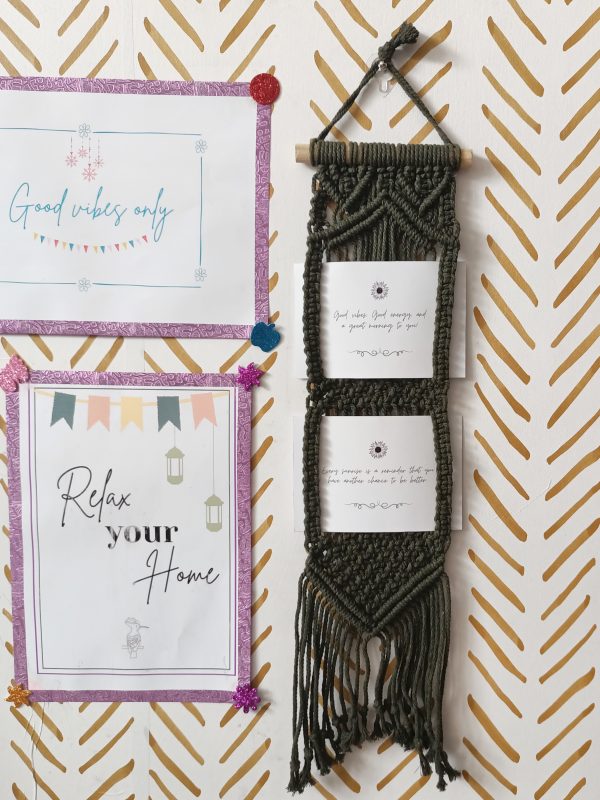 Mini wall photo frame (6inch x 4inch) -macramé - Olive Green Color