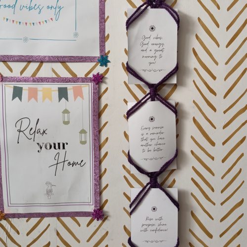 photo frame hangers (1) Mini wall photo frame (4inch x 6inch) -macramé - Purple Color