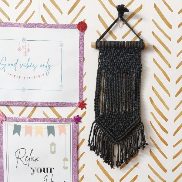 Mini wall photo frame -macramé - Royal Blue color